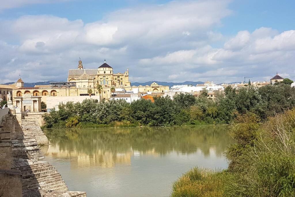 Apartamento San Pedro-Corredera コルドバ エクステリア 写真